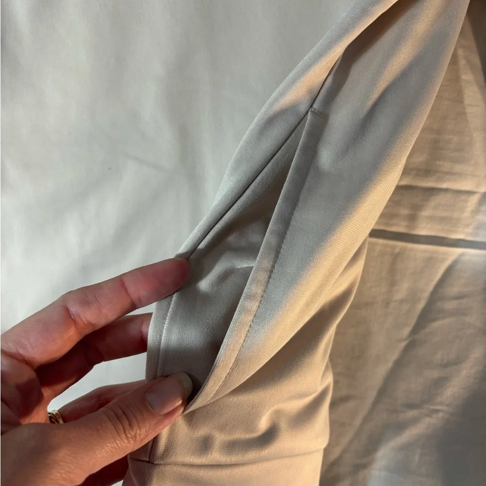 Adidas Youth Tricot Jacket, Beige with Dark Stripes, M 10/12 - like new - Picture 4 of 4